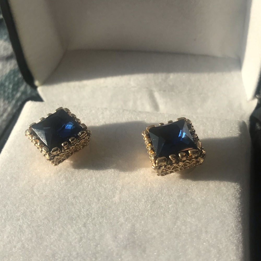 Navy square statement earring set
